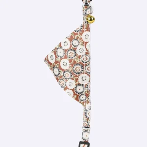 Collier chat forme bandana et clochette